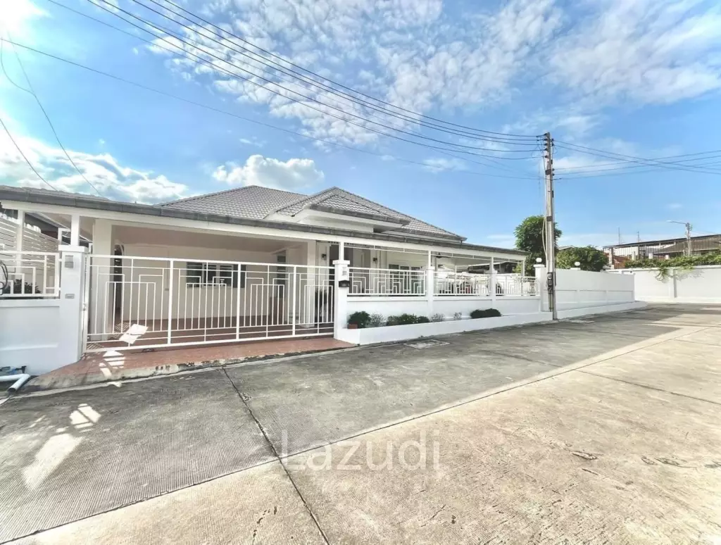 3 Beds 3 Baths 154 SQ.M. The Palm Pattaya