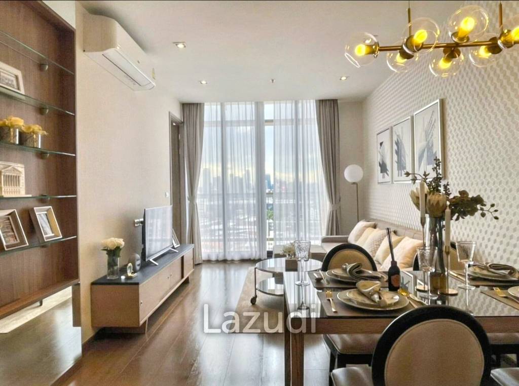 2 Bed 1 Bath 56 SQ.M Park Origin Phromphong