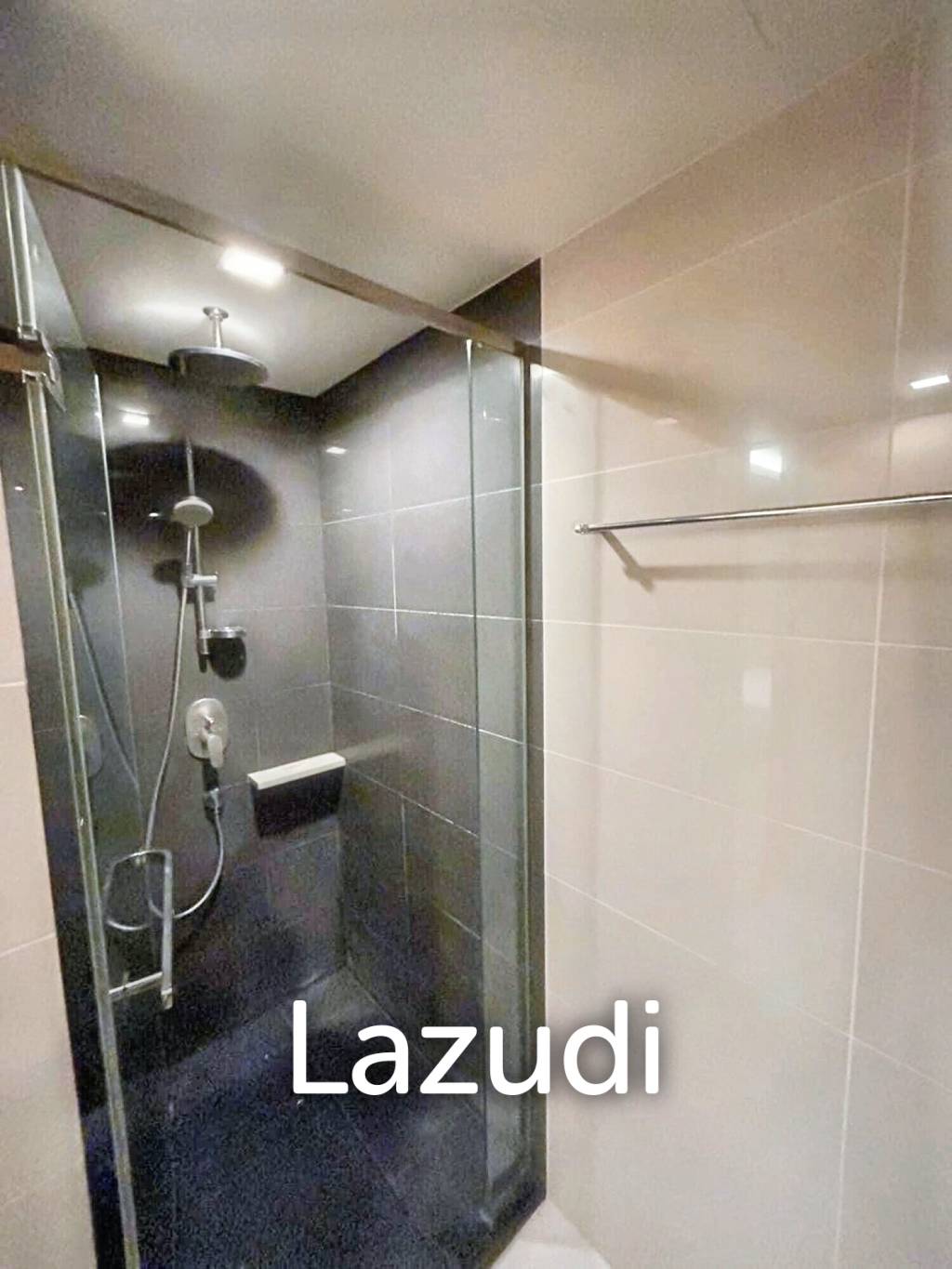 1 Bedroom 1 Bathroom 35 SQ.M Via Botani