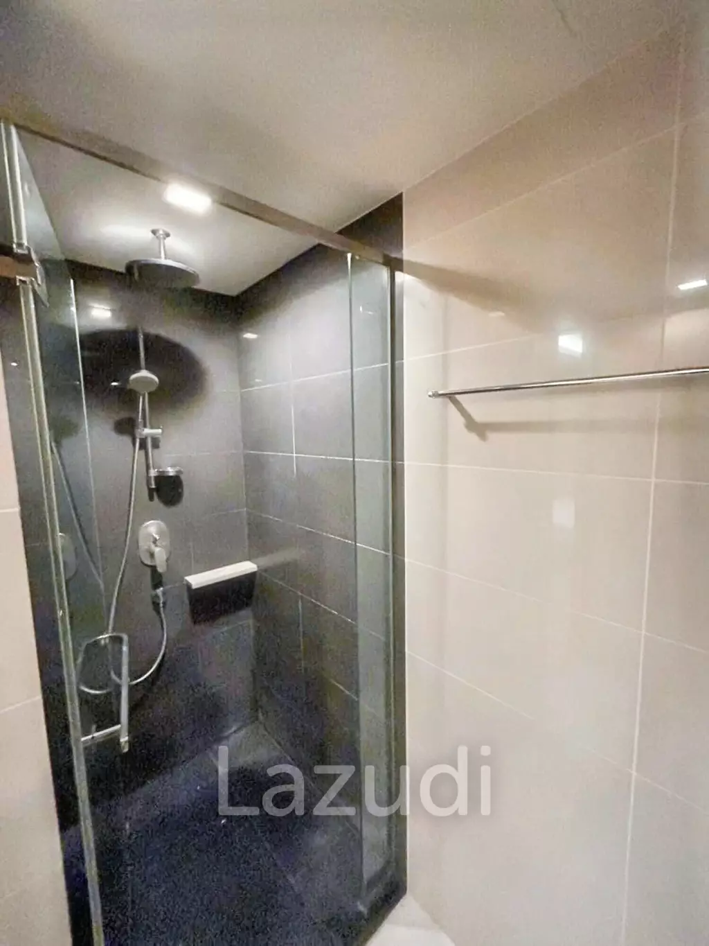 1 Bedroom 1 Bathroom 35 SQ.M Via Botani