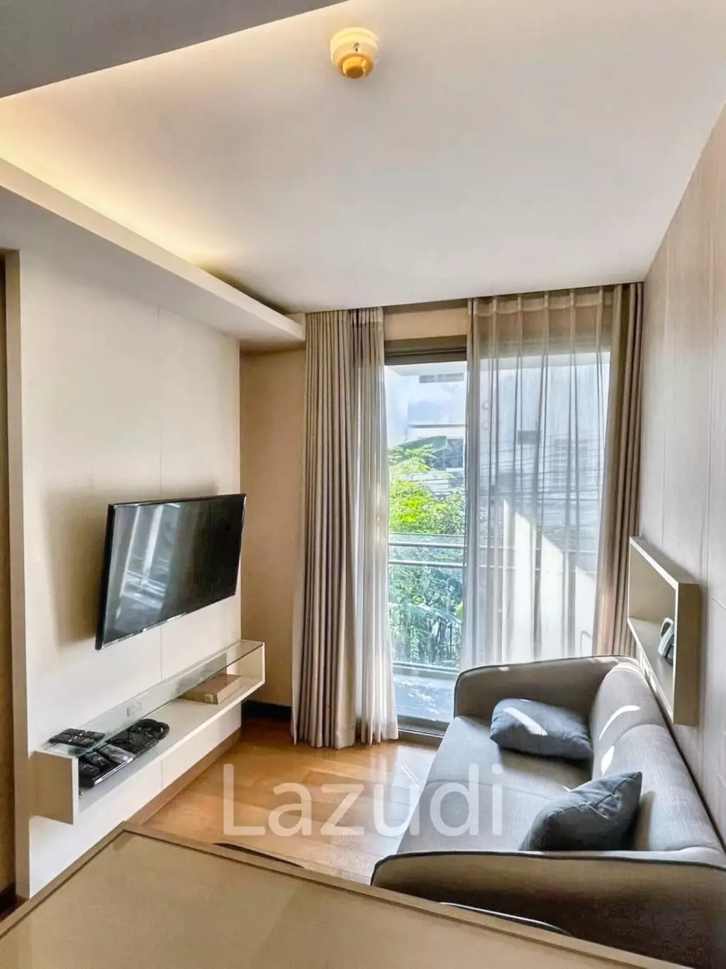 1 Bedroom 1 Bathroom 35 SQ.M Via Botani