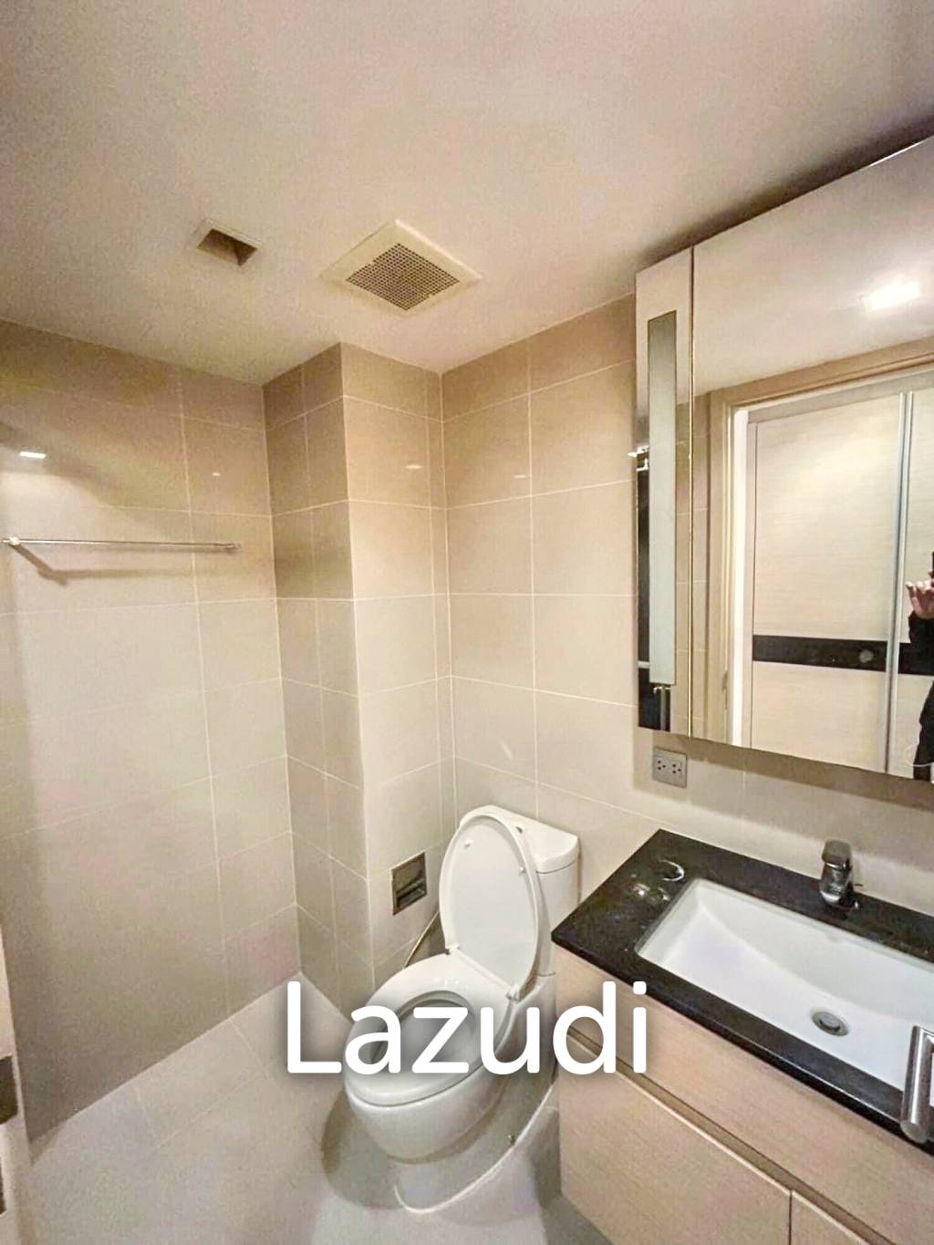 1 Bedroom 1 Bathroom 35 SQ.M Via Botani
