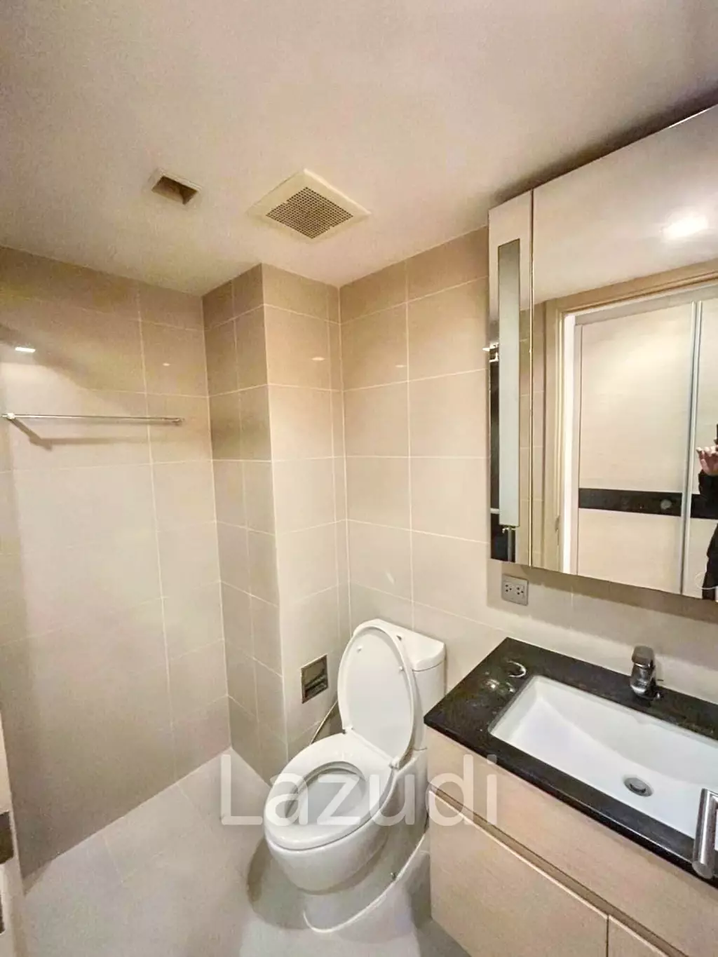 1 Bedroom 1 Bathroom 35 SQ.M Via Botani