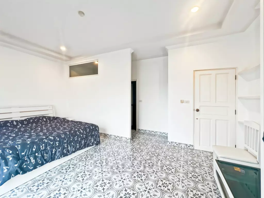 Spacious 2-Bedroom Condo in Blue Sky Cha Am