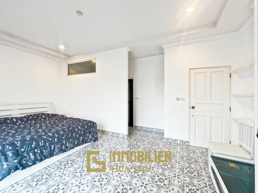 Spacious 2-Bedroom Condo in Blue Sky Cha Am