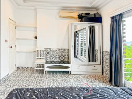 Spacious 2-Bedroom Condo in Blue Sky Cha Am