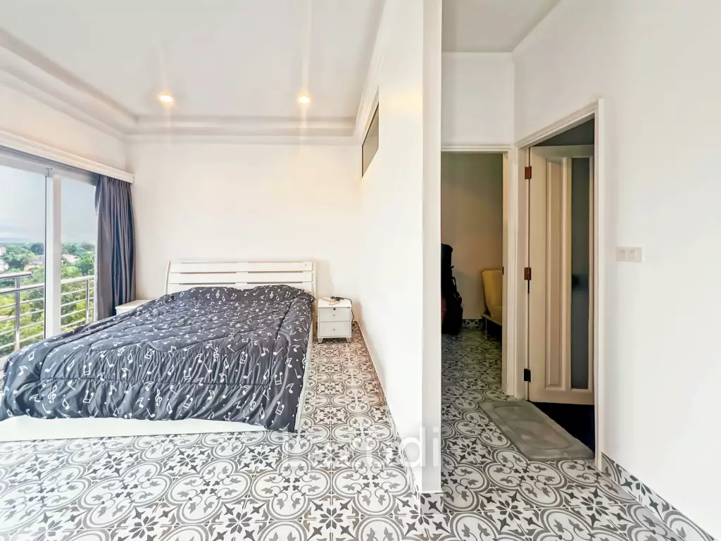 Spacious 2-Bedroom Condo in Blue Sky Cha Am