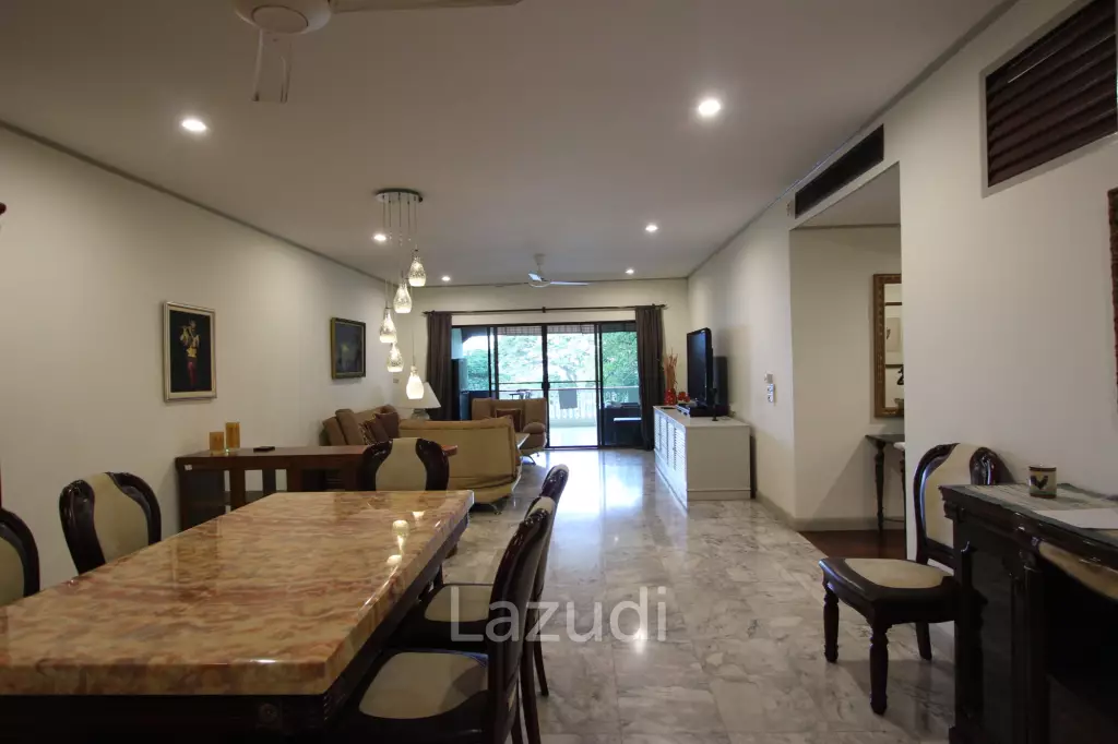 4 Beds 3 Baths 323 SQ.M. Baan Somprasong Condominium
