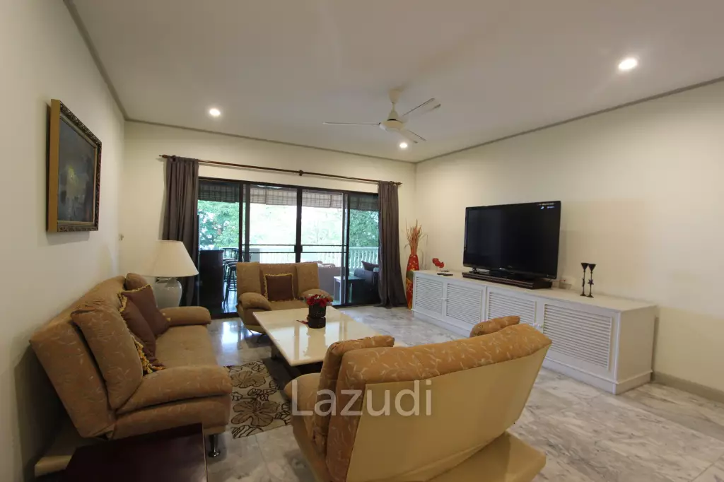 4 Beds 3 Baths 323 SQ.M. Baan Somprasong Condominium