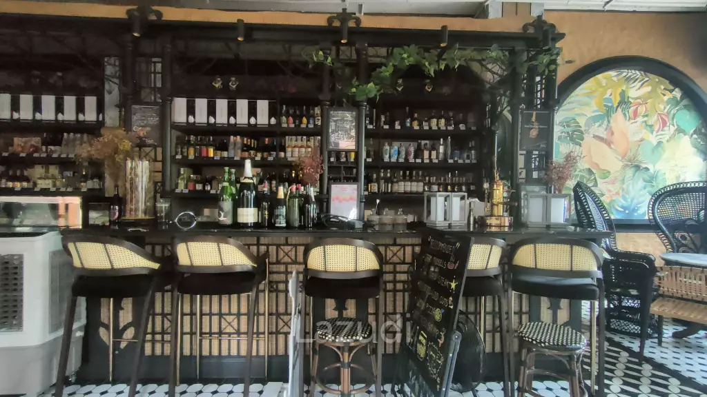 Retail Space for rent in Sukhumvit 39 (Available Feb 2025)