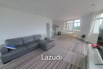 Large 1 bed condo - Direct Beach access and Mountain View