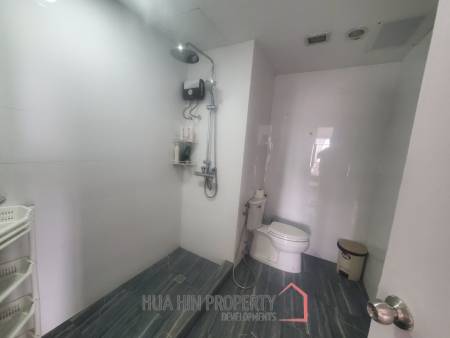 Large 1 bed condo - Direct Beach access and Mountain View