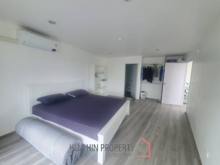 Large 1 bed condo - Direct Beach access and Mountain View