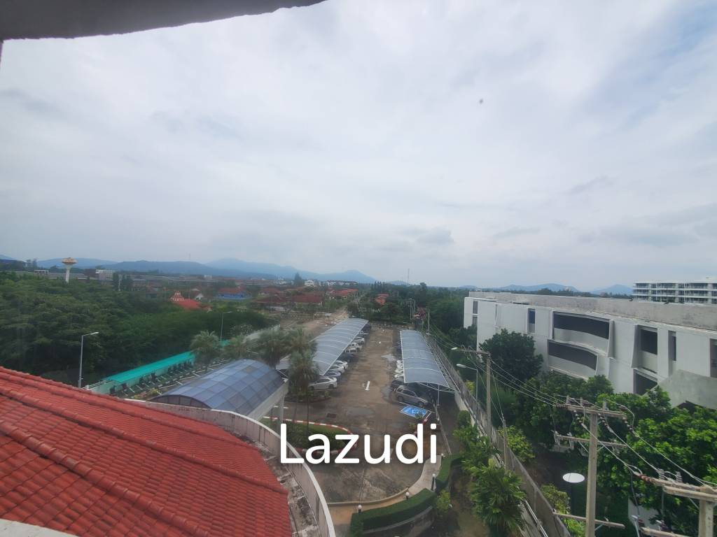 Large 1 bed condo - Direct Beach access and Mountain View