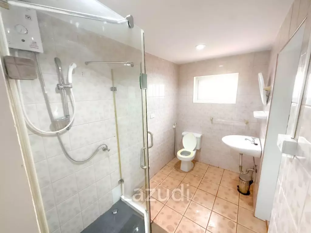 3 Beds 3 Baths 400 SQ.M.  House  in Central Pattaya