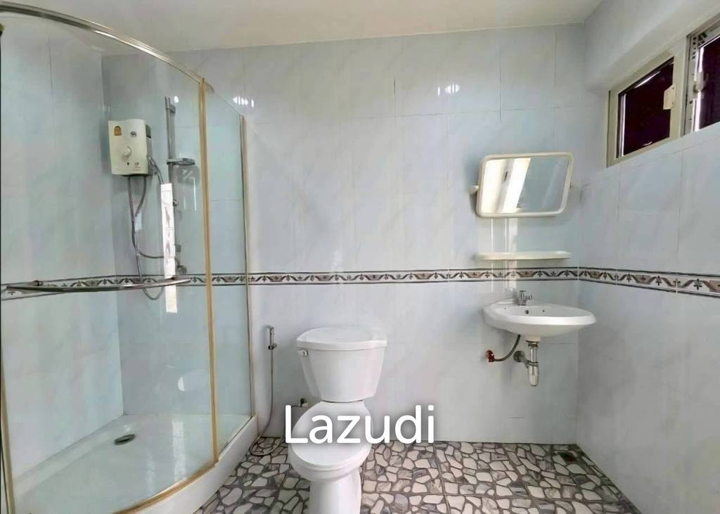 3 Beds 3 Baths 400 SQ.M.  House  in Central Pattaya