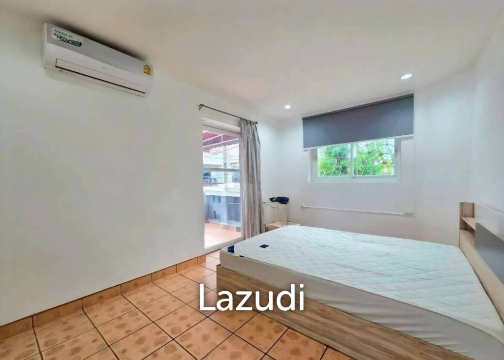 3 Beds 3 Baths 400 SQ.M.  House  in Central Pattaya