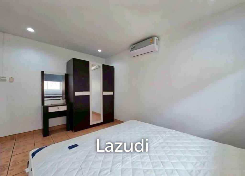 3 Beds 3 Baths 400 SQ.M.  House  in Central Pattaya