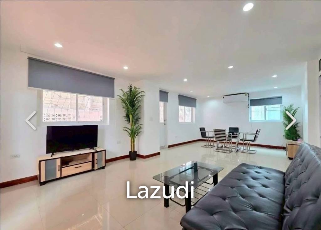 3 Beds 3 Baths 400 SQ.M.  House  in Central Pattaya