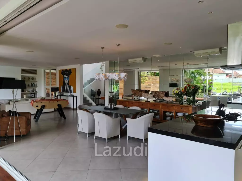 Spacious 4 Bedroom Villa in Kerobokan with Stunning Rice Field Views