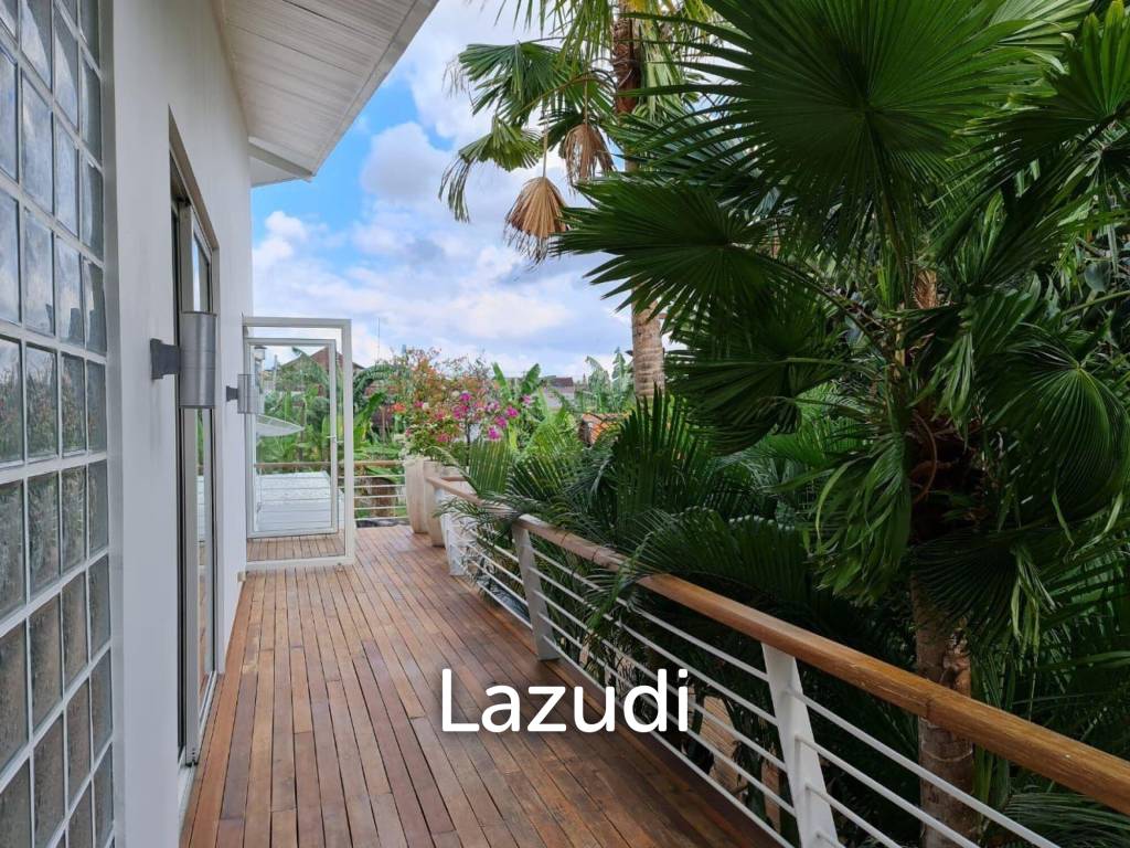 Spacious 4 Bedroom Villa in Kerobokan with Stunning Rice Field Views
