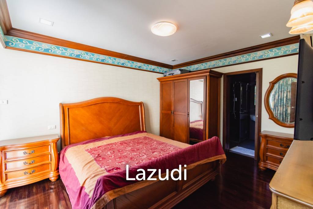 ฺBAAN SAN PLOEN : Elegant 3 Bed Beachfront condo