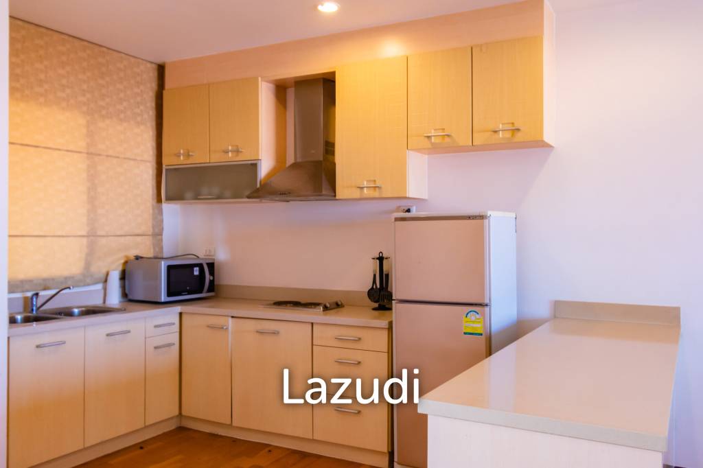 BOATHOUSE : 2 Bed condo near the beach