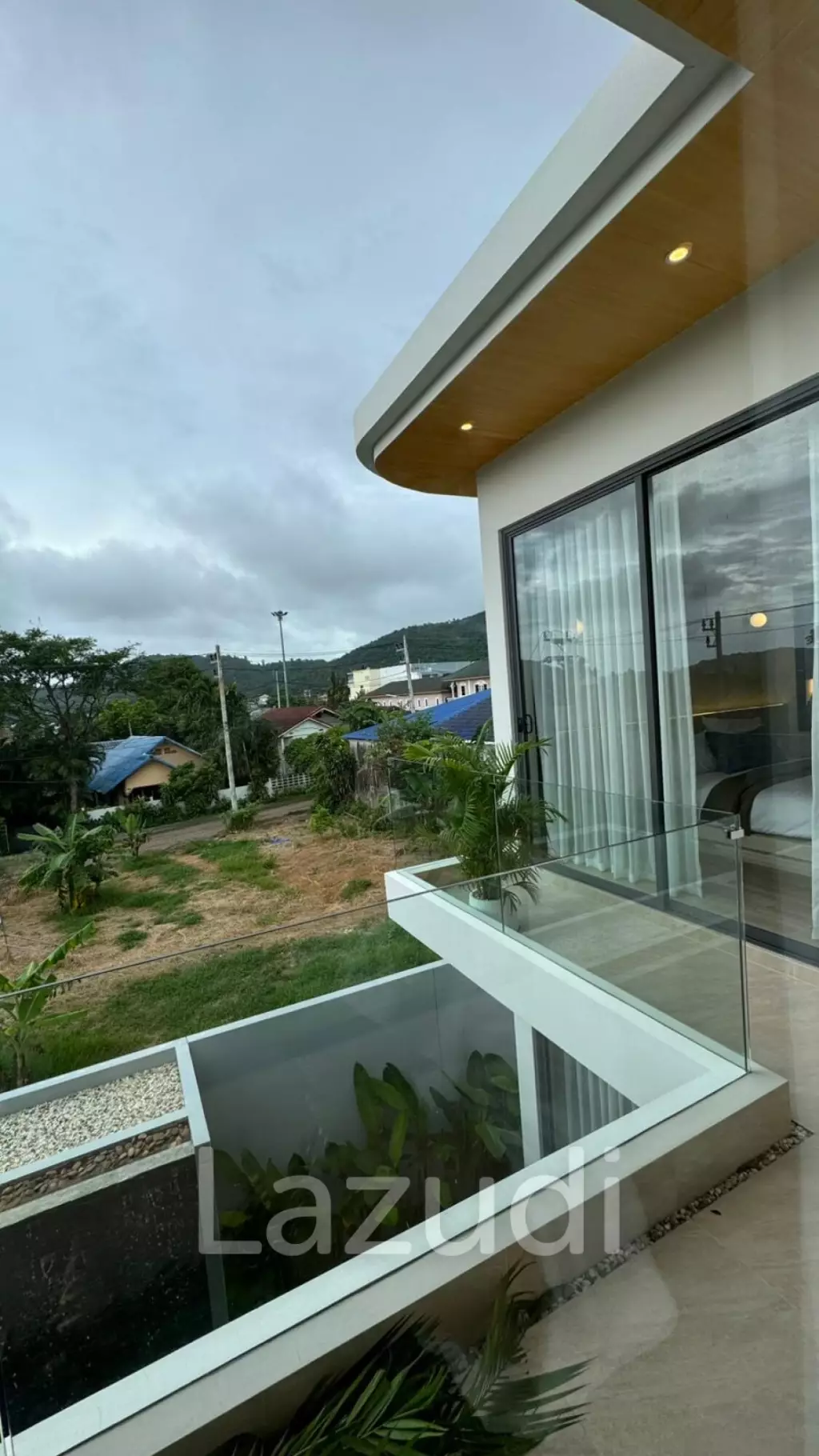 Luxurious Modern Villa with Stunning Features in Rawai Phuket