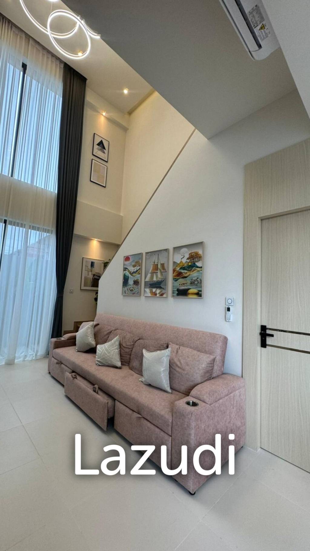 Luxurious Modern Villa with Stunning Features in Rawai Phuket