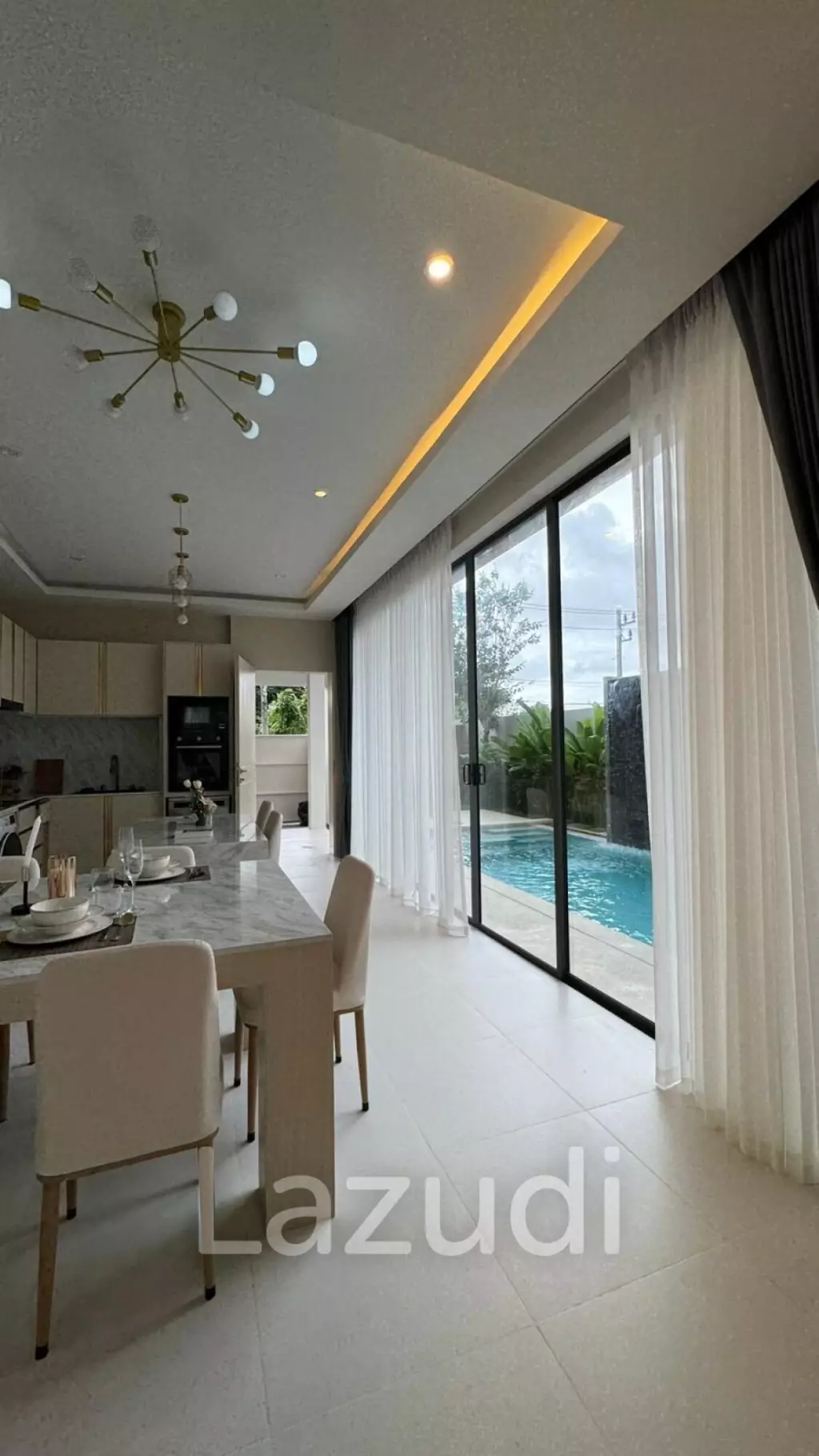Luxurious Modern Villa with Stunning Features in Rawai Phuket