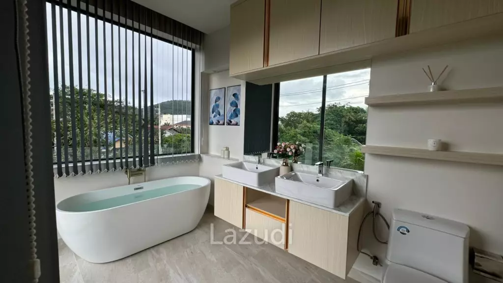 Luxurious Modern Villa with Stunning Features in Rawai Phuket