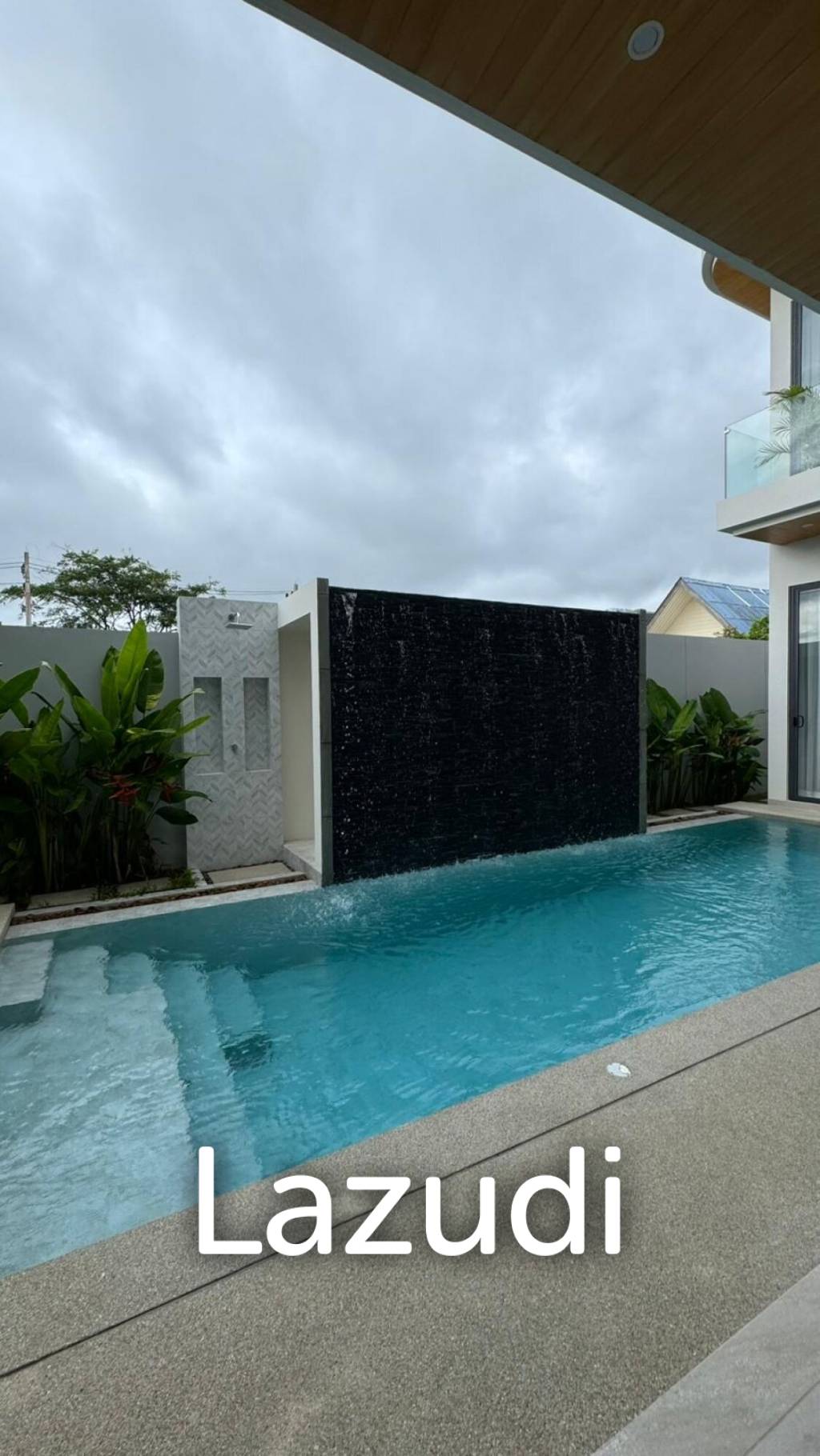 Luxurious Modern Villa with Stunning Features in Rawai Phuket
