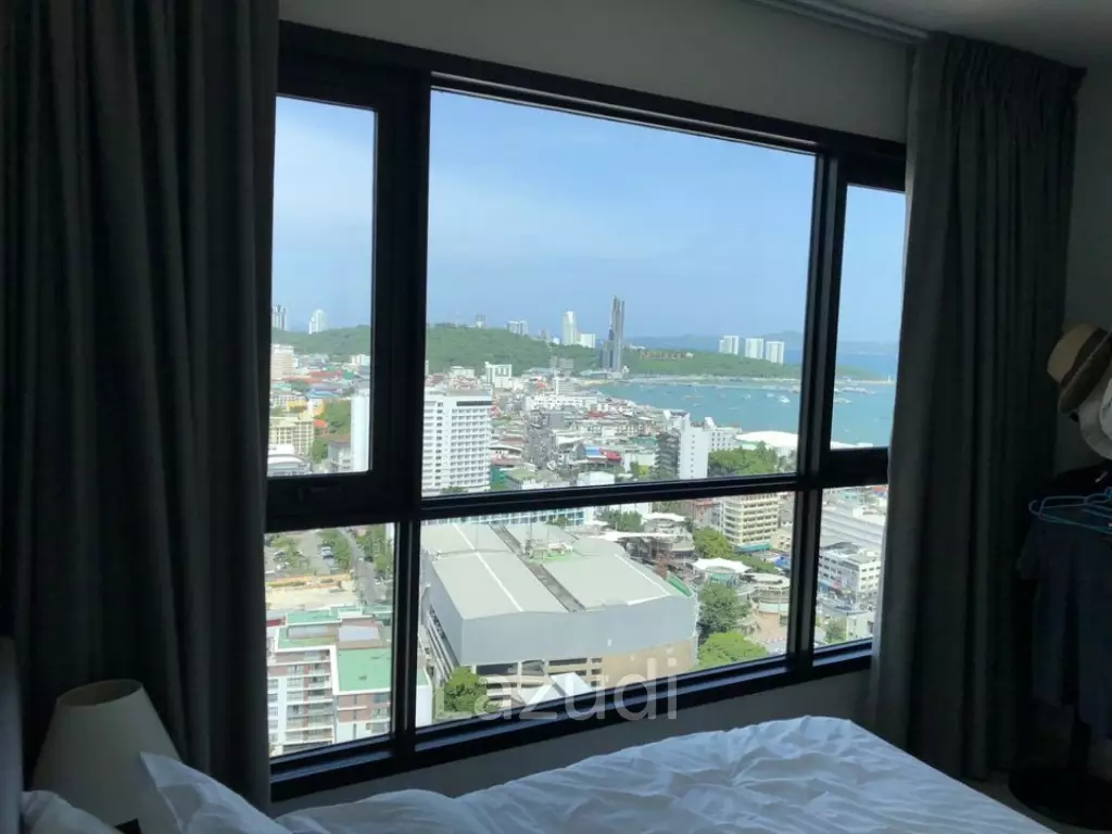 2 Beds 2 Baths 52 SQ.M. The Base Central Pattaya