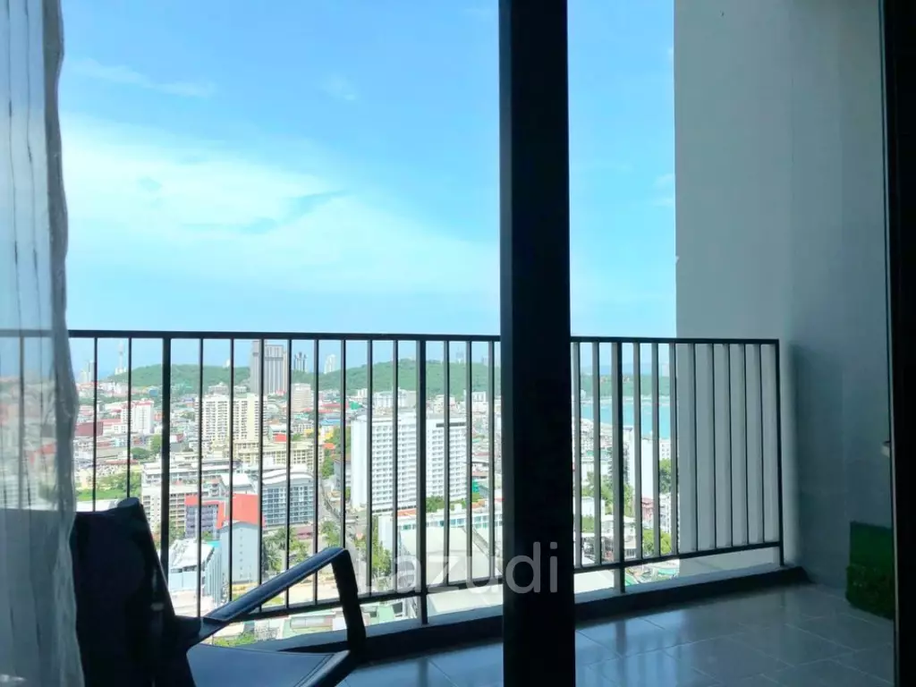 2 Beds 2 Baths 52 SQ.M. The Base Central Pattaya
