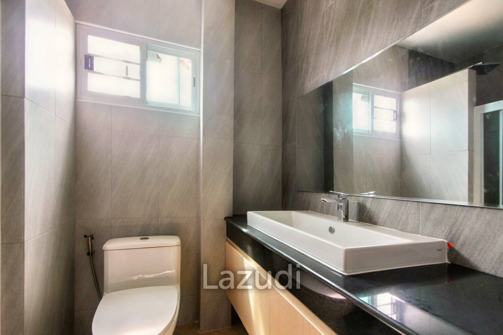 3 Beds 3 Baths 190 SQ.M. Ban Sook Bang Saray