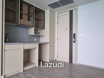 1 Bedroom 1 Bathroom 45 SQ.M. Arom Wongamat