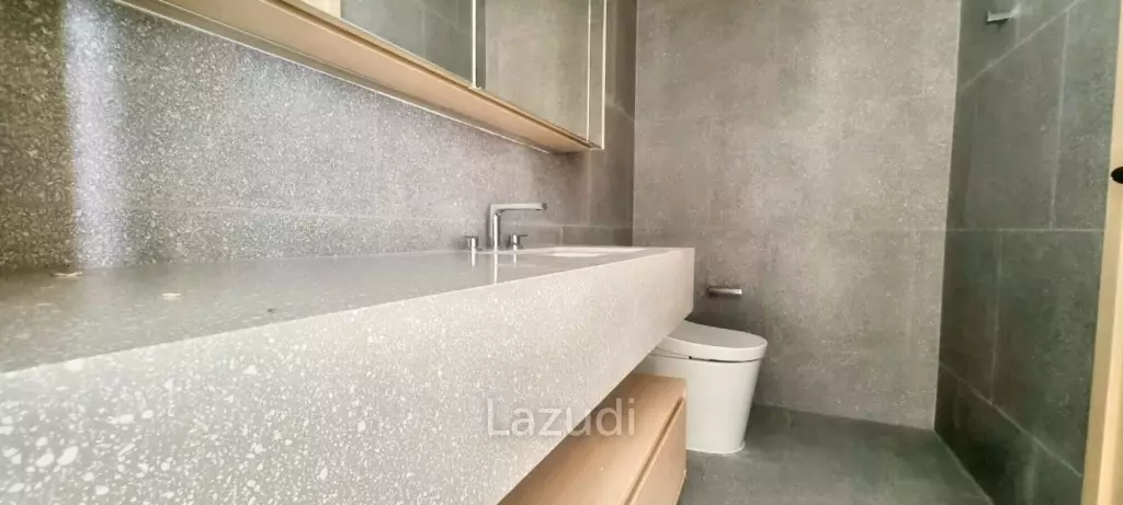 1 Bedroom 1 Bathroom 45 SQ.M. Arom Wongamat