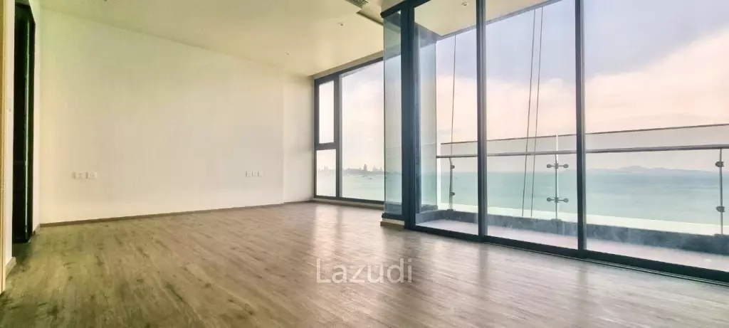 1 Bedroom 1 Bathroom 45 SQ.M. Arom Wongamat