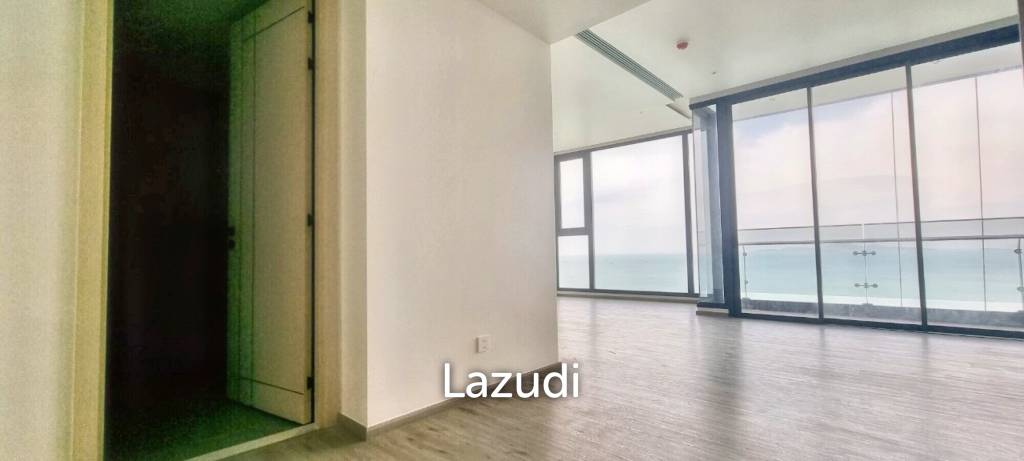 1 Bedroom 1 Bathroom 45 SQ.M. Arom Wongamat