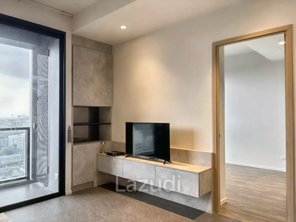 1 Bedroom 1 Bathroom 45 SQ.M The Lofts Silom
