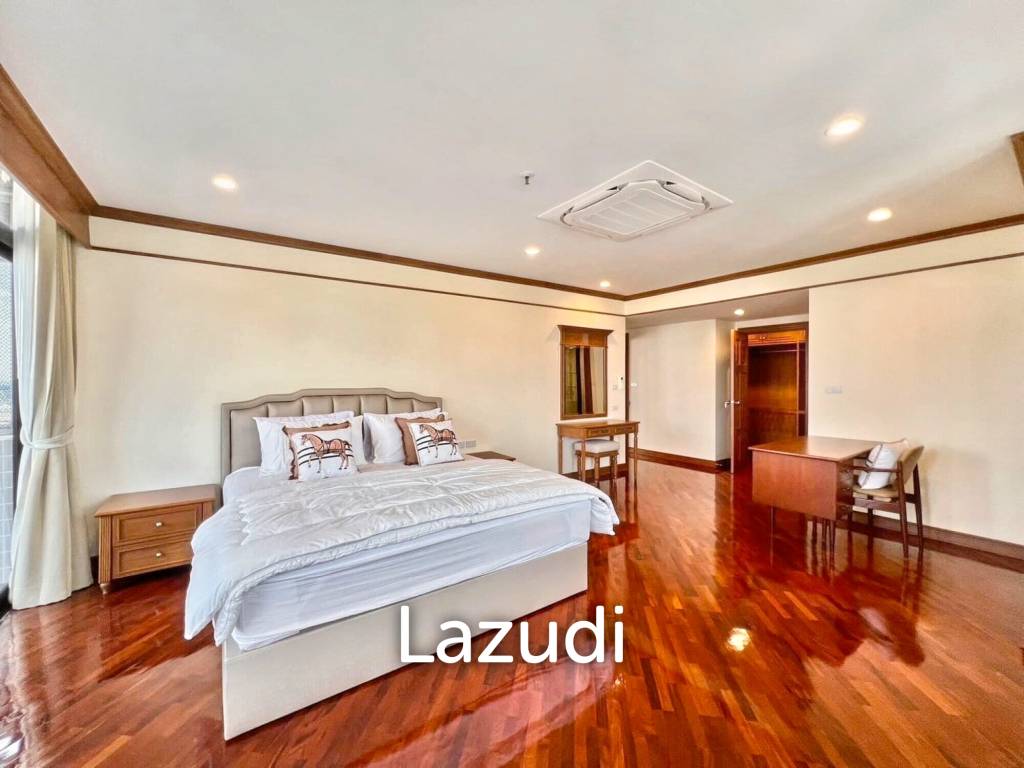 3 Bedroom 4 Bathroom 320 SQ.M at Ruamsuk