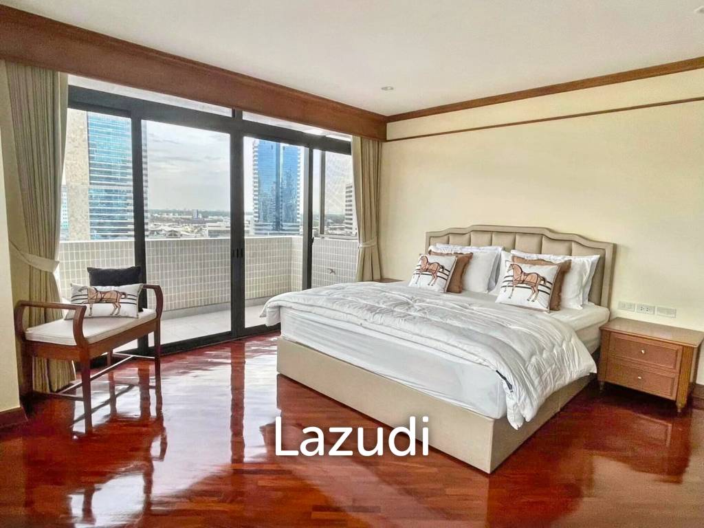 3 Bedroom 4 Bathroom 320 SQ.M at Ruamsuk