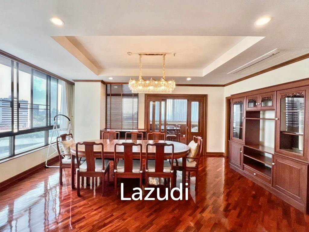 3 Bedroom 4 Bathroom 320 SQ.M at Ruamsuk