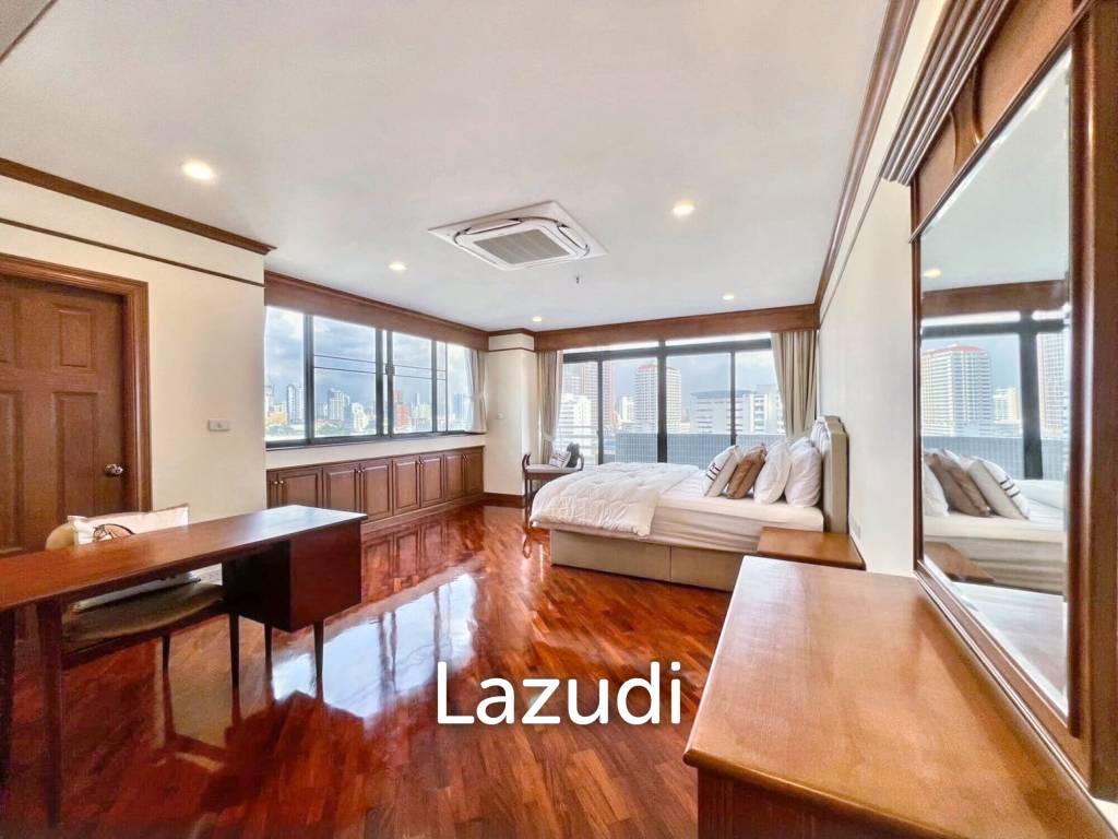 3 Bedroom 4 Bathroom 320 SQ.M at Ruamsuk
