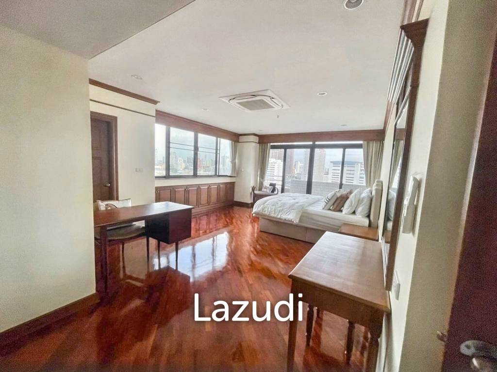 3 Bedroom 4 Bathroom 320 SQ.M at Ruamsuk