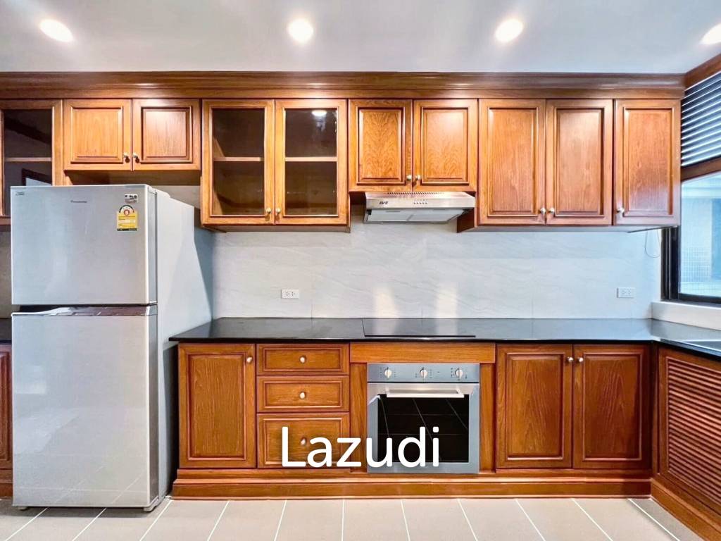 3 Bedroom 4 Bathroom 320 SQ.M at Ruamsuk