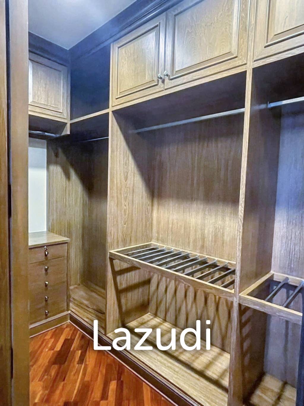 3 Bedroom 4 Bathroom 320 SQ.M at Ruamsuk