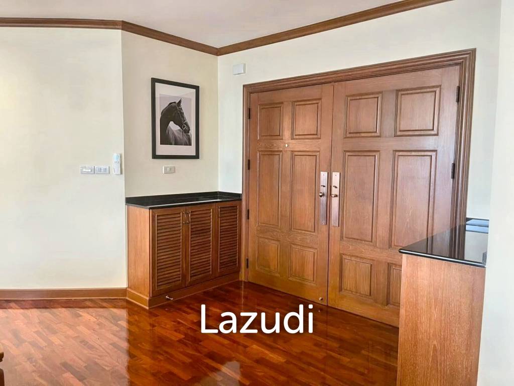 3 Bedroom 4 Bathroom 320 SQ.M at Ruamsuk