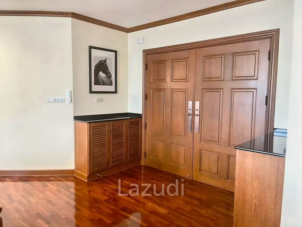 3 Bedroom 4 Bathroom 320 SQ.M at Ruamsuk