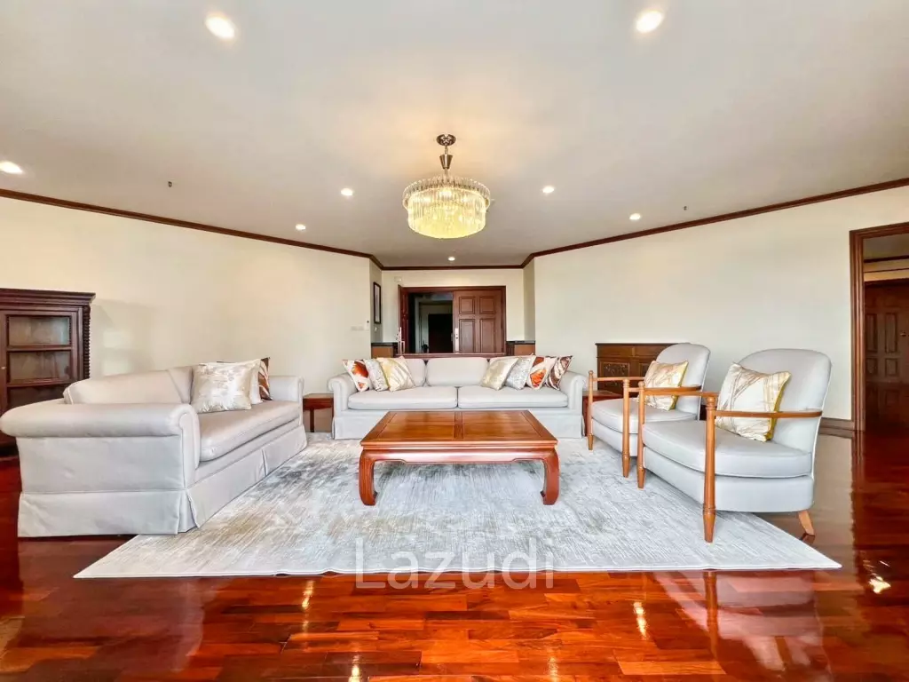 3 Bedroom 4 Bathroom 320 SQ.M at Ruamsuk